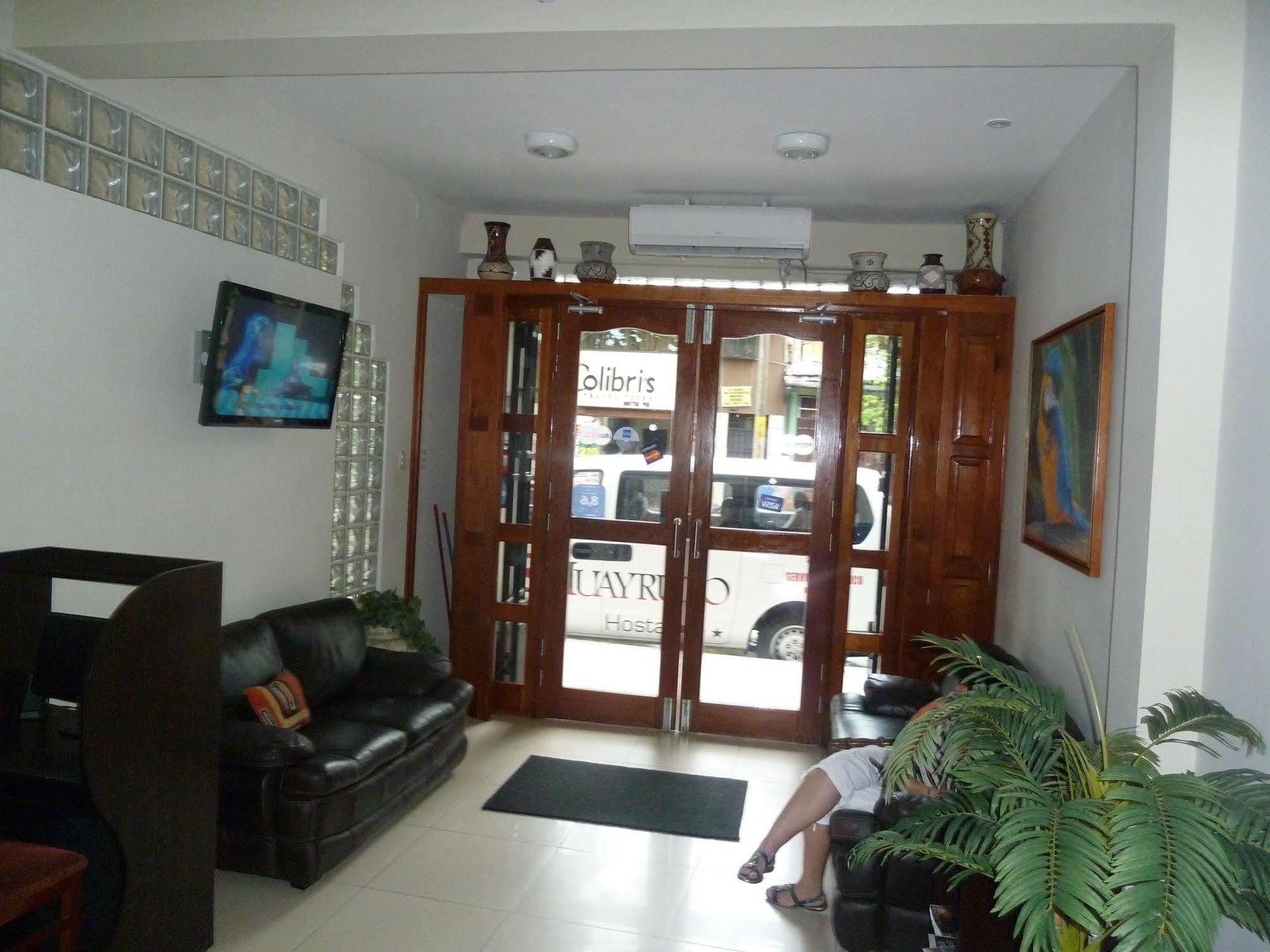 Hostal Huayruro Iquitos Buitenkant foto